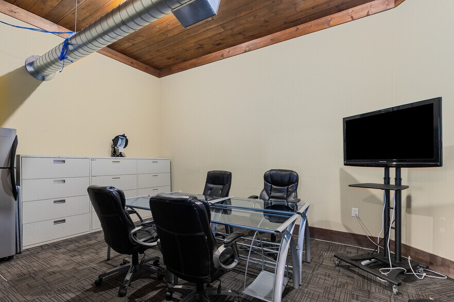 More Photos Of 918 Holcomb Bridge Rd, Roswell Loft Creative Space For Sale