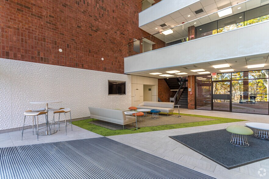 More Photos Of 7-57 Wells Ave, Newton Office For Sale