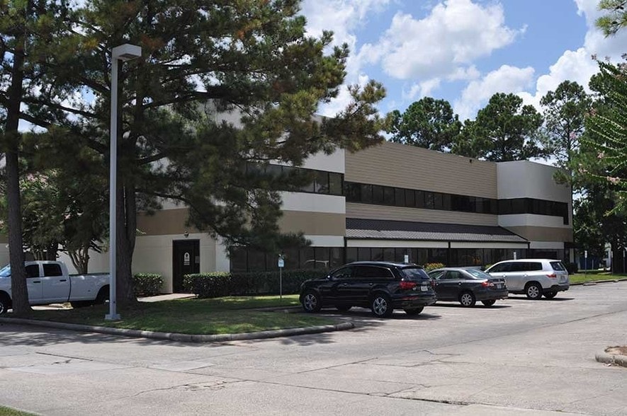 More Photos Of 1544 Sawdust Rd, The Woodlands Office For Lease