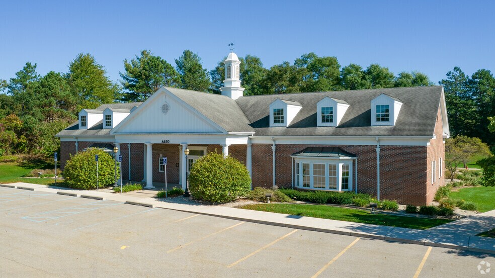 Primary Photo Of 4650 Plainfield Ave NE, Grand Rapids Medical For Sale
