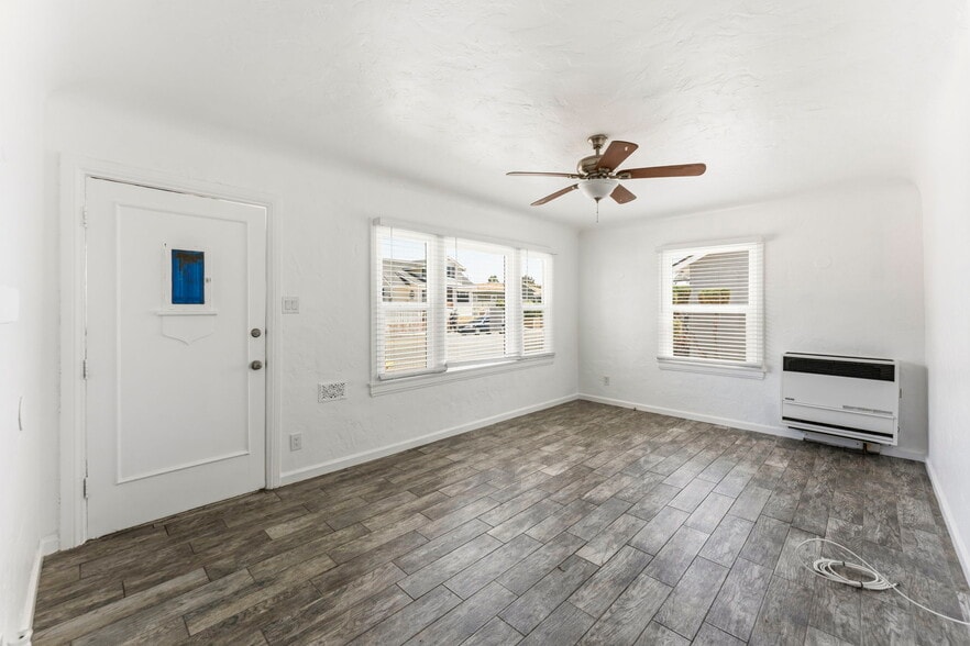 More Photos Of 1047 W 7th St, San Pedro Multifamily For Sale