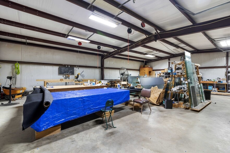 More Photos Of 4872 Highway 30, Anderson Warehouse For Lease
