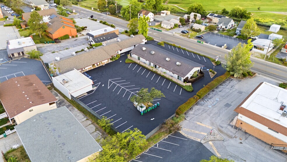More Photos Of 1097 E Main St, Grass Valley Office For Sale