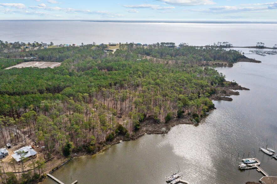 More Photos Of 604 Shorey Dr, Oriental Land For Sale