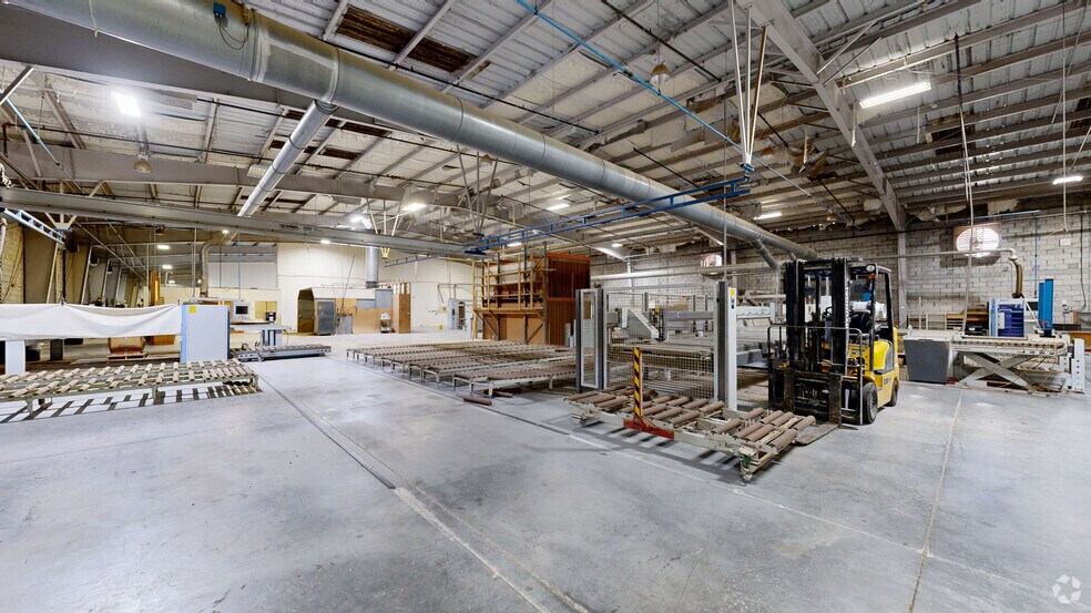Primary Photo Of 740 NW Enterprise Dr, Port Saint Lucie Manufacturing For Lease