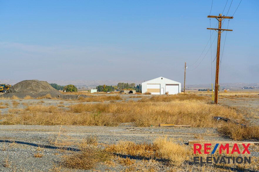 More Photos Of 699 Lane 9, Powell Industrial For Sale