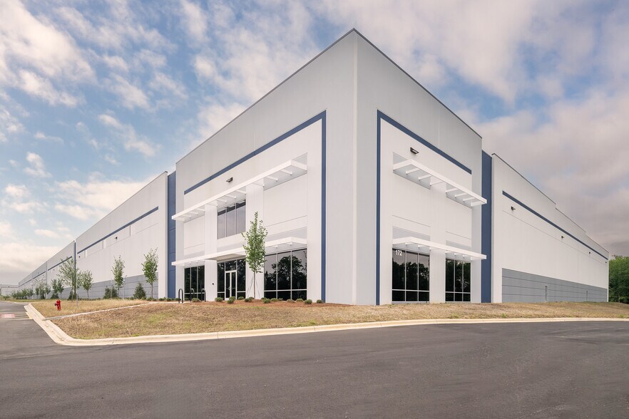 More Photos Of 172 Pitts School Rd SW, Concord Distribution For Lease