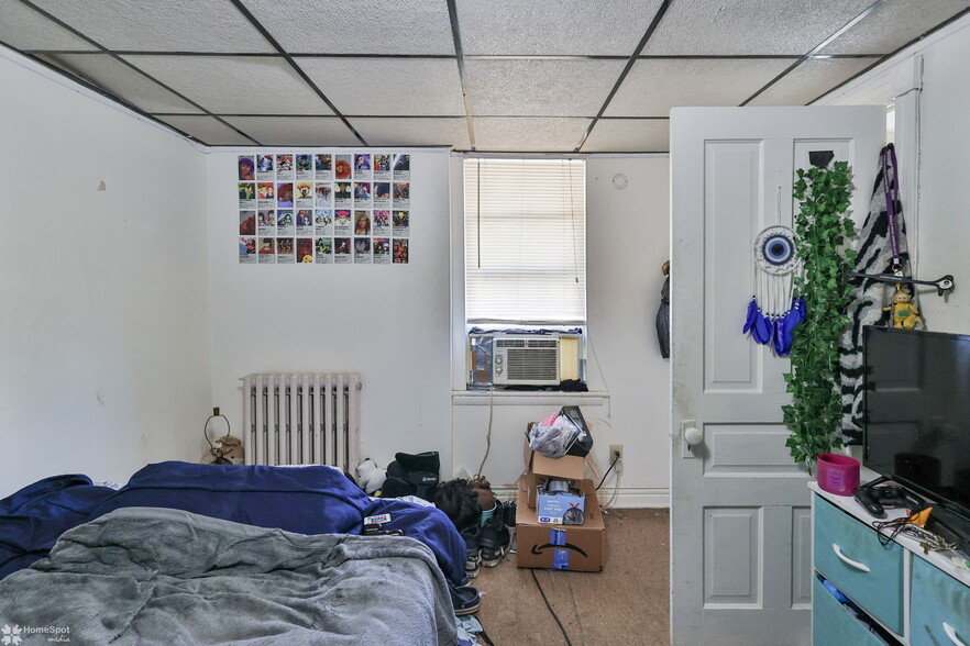 More Photos Of 220 S Madison St, Allentown Specialty For Sale