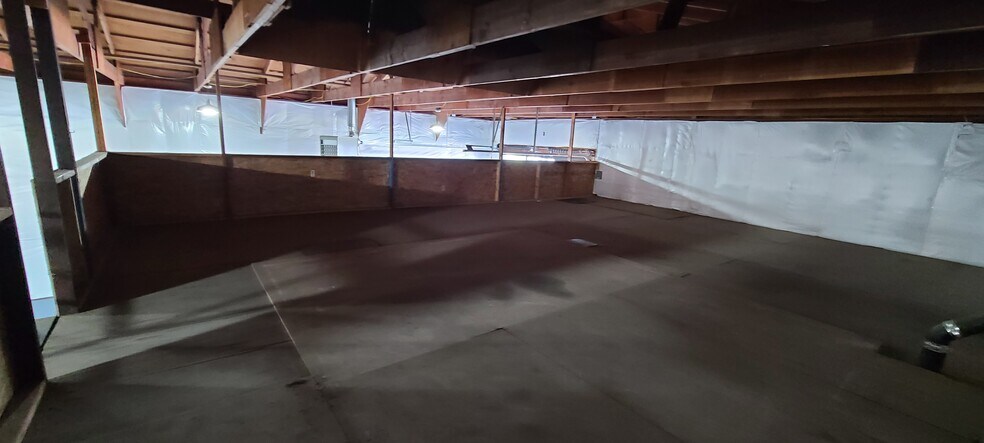 More Photos Of 4777 Lancaster Dr NE, Salem Flex For Lease