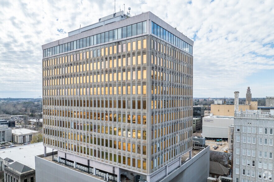 More Photos Of 125 S Congress St, Jackson Office For Lease