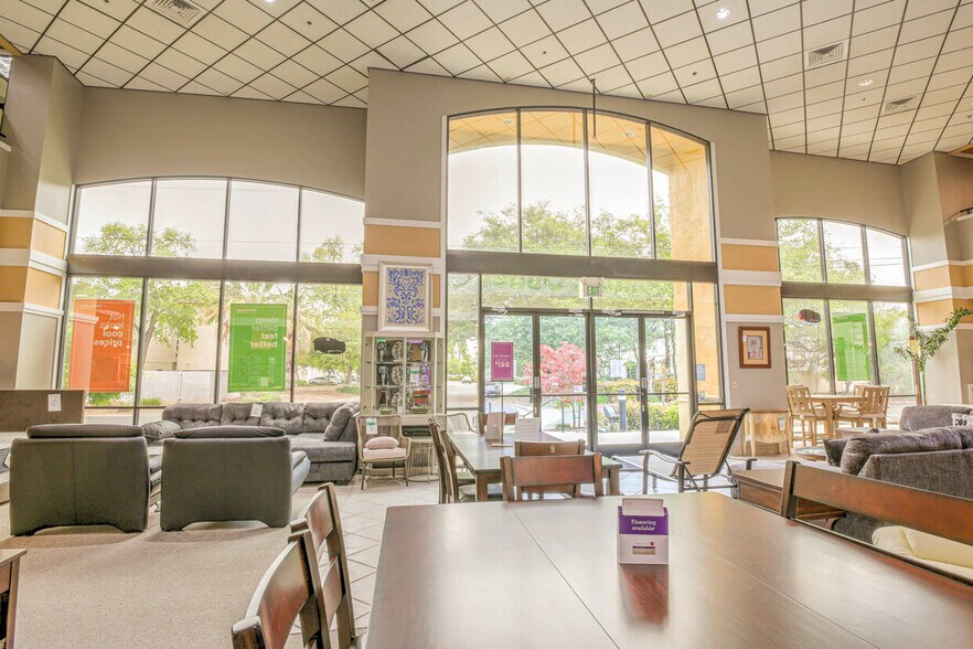 More Photos Of 12178 Tributary Point Dr, Rancho Cordova Freestanding For Sale