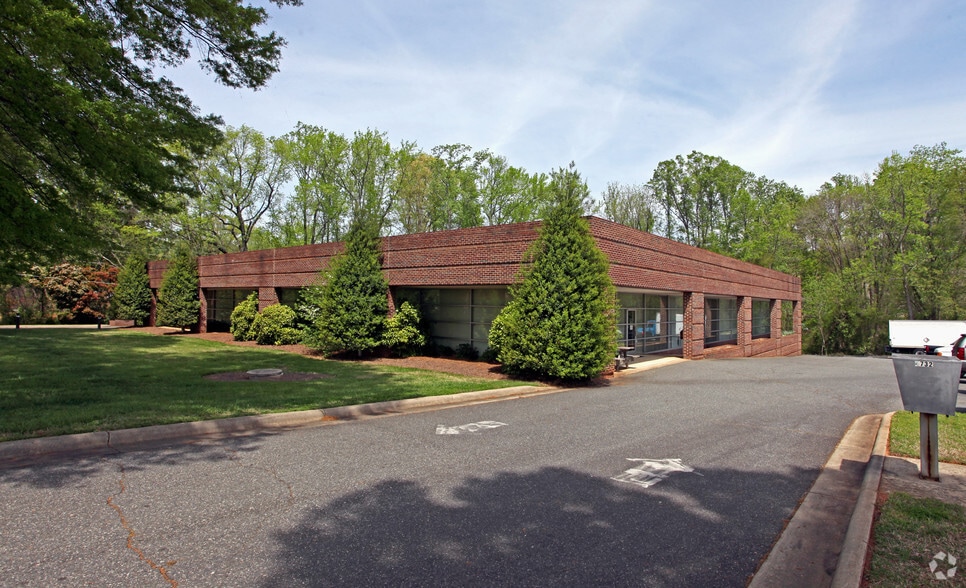 More Photos Of 4732 Lebanon Rd, Mint Hill Light Distribution For Sale