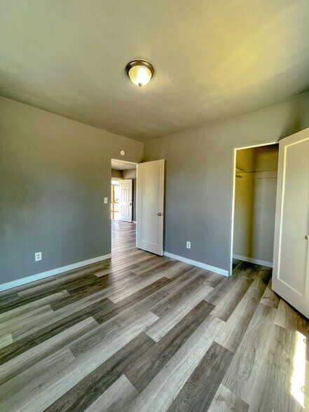 More Photos Of 204 SE 12th St, College Place Apartments For Sale