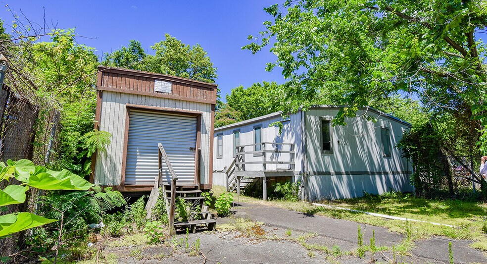 More Photos Of 6614 Sandy Spring Rd NW, Washington Land For Lease