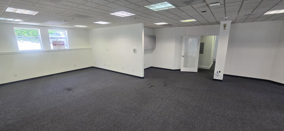 More Photos Of 7300 Healdsburg Ave, Sebastopol Office For Sale