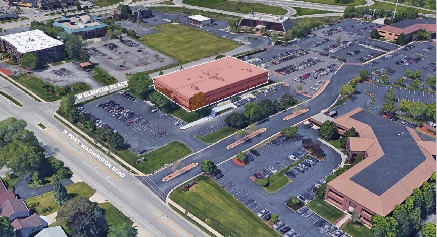 More Photos Of 8909 N Port Washington Rd, Milwaukee Office For Lease