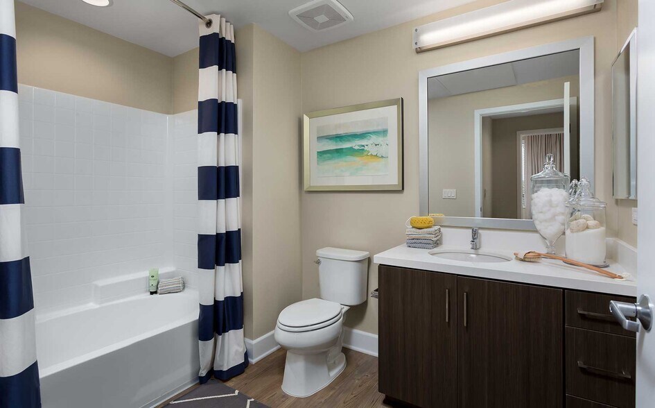 More Photos Of 7400 Center Ave, Huntington Beach Apartments For Lease