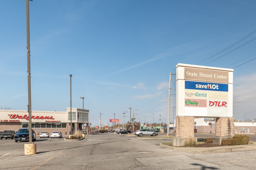 More Photos Of State St, East Saint Louis Unknown For Lease