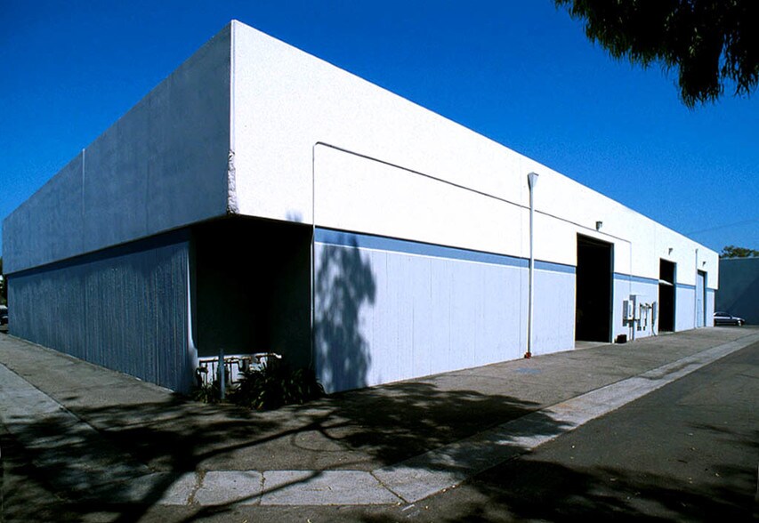 More Photos Of 1752 Langley Ave, Irvine Light Manufacturing For Lease
