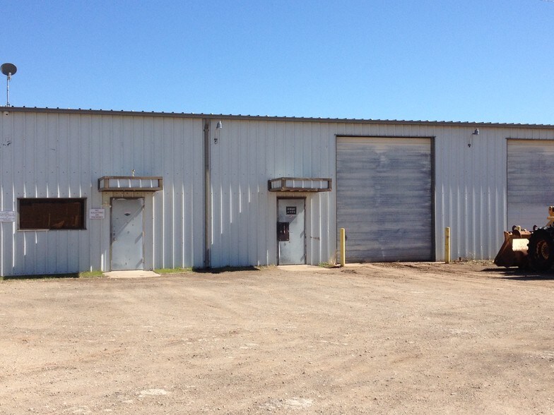 More Photos Of 2895 E US Highway 80, Abilene Warehouse For Lease