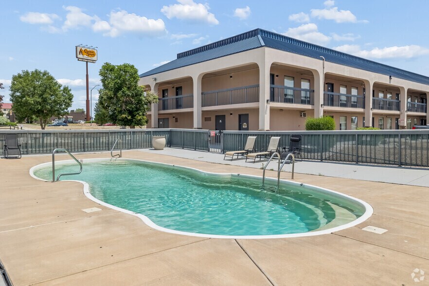 More Photos Of 4703 N Freeway Rd, Pueblo Hotel For Sale
