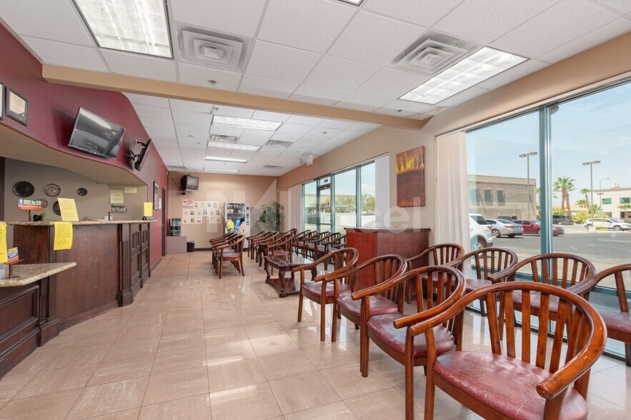 More Photos Of 3365 Pepper Ln, Las Vegas Loft Creative Space For Sale