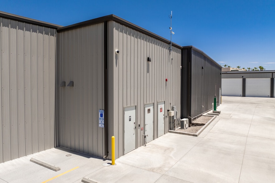 More Photos Of 3204 Sweetwater Ave, Lake Havasu City Self Storage For Sale