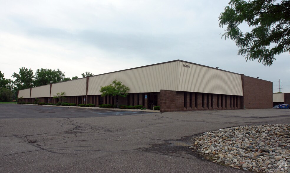 Primary Photo Of 15201 Century Dr, Dearborn Flex For Lease
