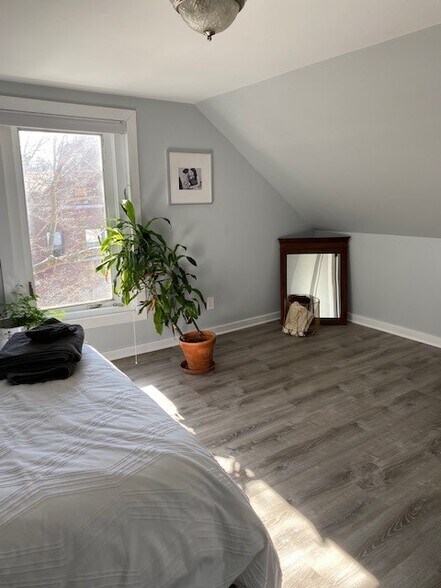 More Photos Of 1460 W Huron St, Chicago Apartments For Sale