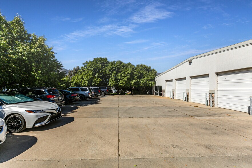 More Photos Of 4116 W 5800 N, Mountain Green Light Manufacturing For Lease