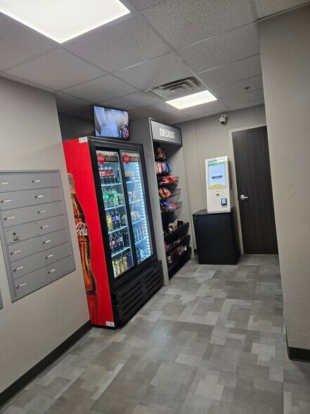 More Photos Of 8121 National Ave, Midwest City Medical For Lease