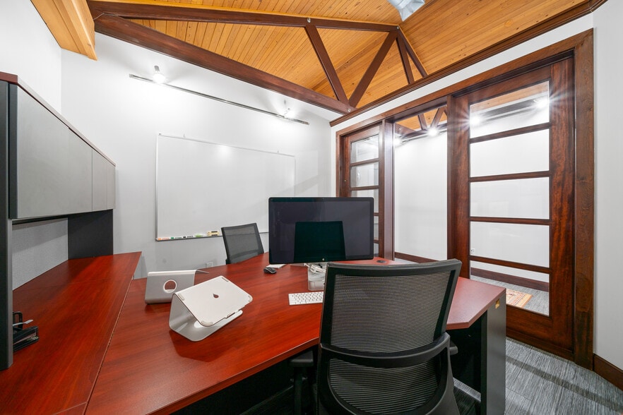 More Photos Of 5830 W Gulf To Lake Hwy, Crystal River Office For Sale