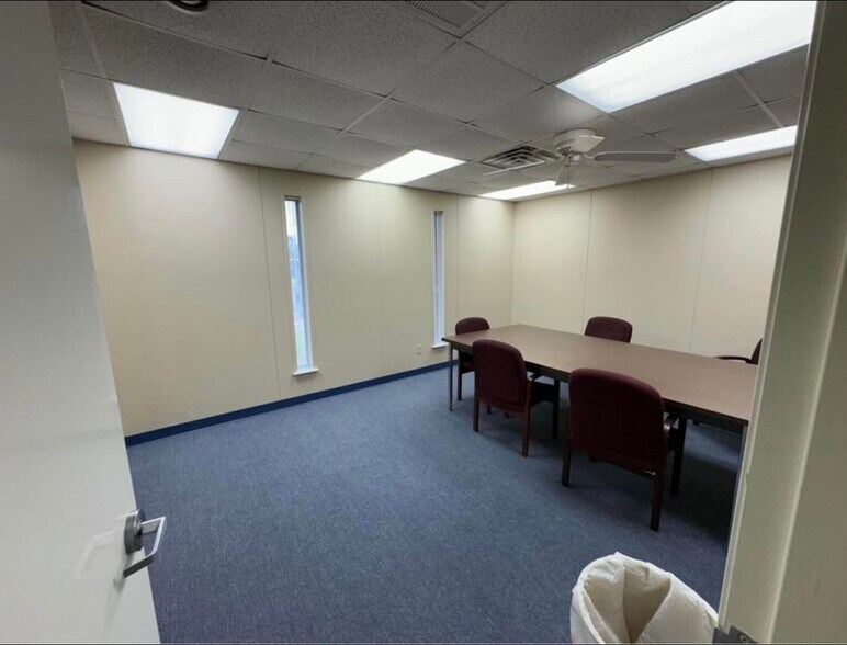 More Photos Of 1739 13th St, Hempstead Medical For Lease