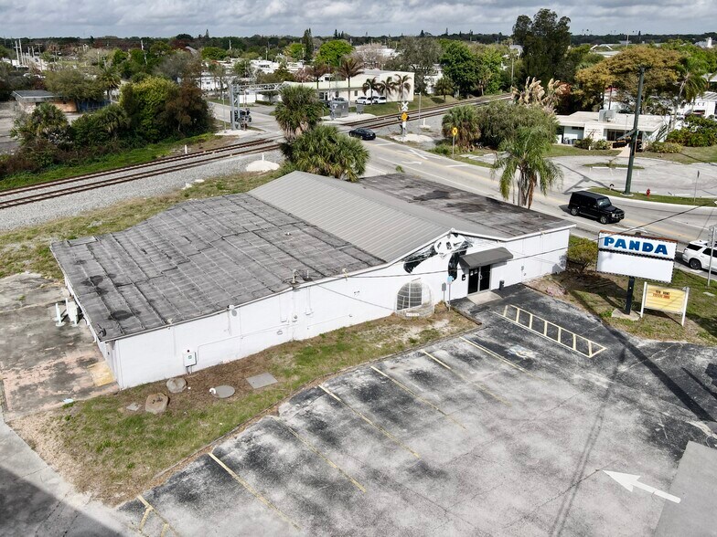 More Photos Of 721 Us Hwy 1, Vero Beach General Retail For Lease