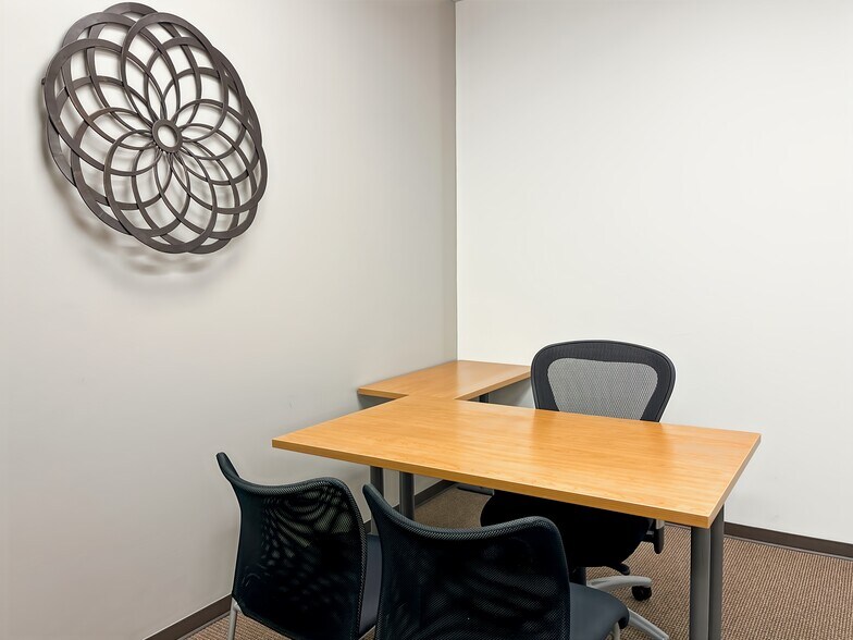 More Photos Of 2600 S Shore Blvd, League City Coworking Space