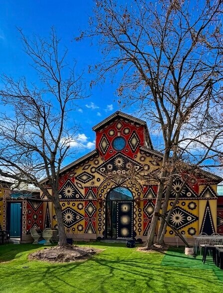 More Photos Of 937-941 Santa Fe Dr, Denver Storefront For Lease