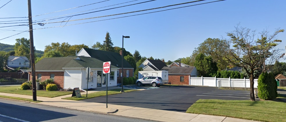 More Photos Of 3103 W Emaus Ave, Allentown Medical For Lease