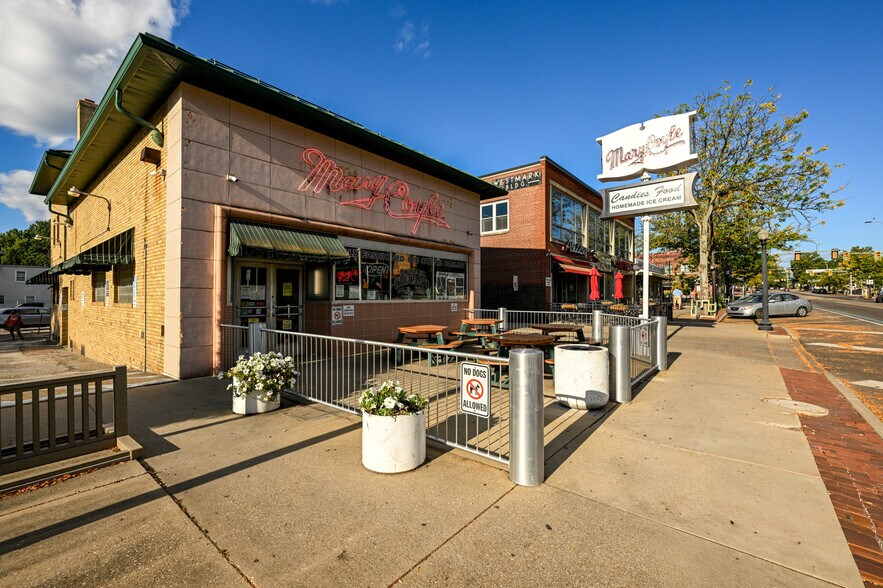 Primary Photo Of 780 W Market St, Akron Freestanding For Sale