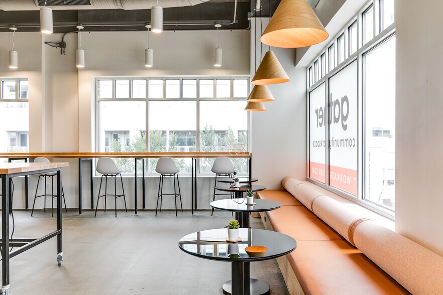 More Photos Of 249 Central Park Ave, Virginia Beach Coworking Space