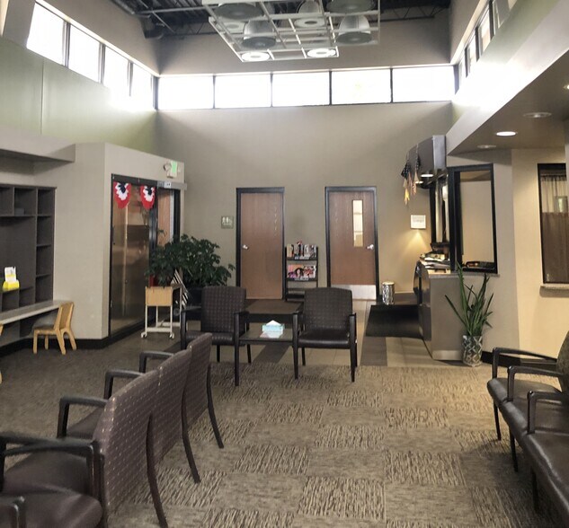 More Photos Of 1794 N Lapeer Rd, Lapeer Medical For Lease