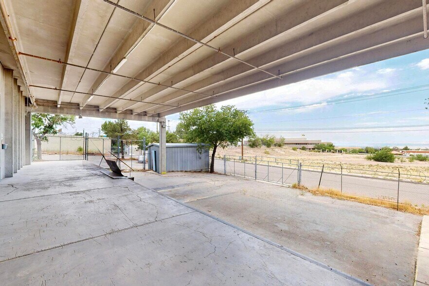 More Photos Of 1920 Columbia Dr SE, Albuquerque Warehouse For Lease