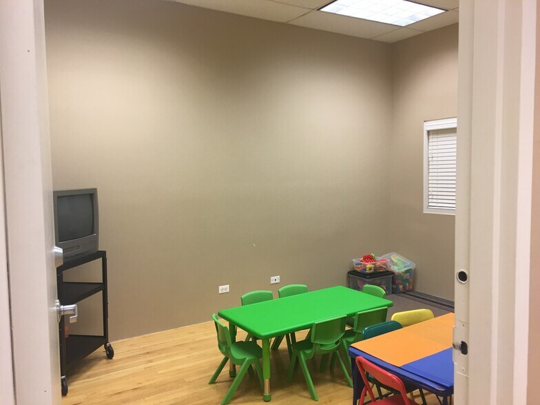 More Photos Of 1307 E Palatine Rd, Arlington Heights Religious Facility For Sale