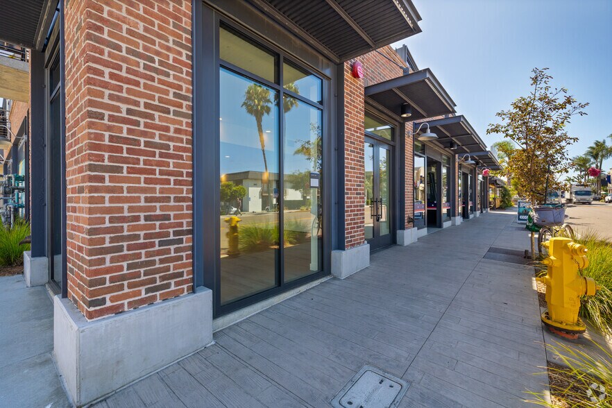 More Photos Of 330 S Cedros Ave, Solana Beach Apartments For Lease