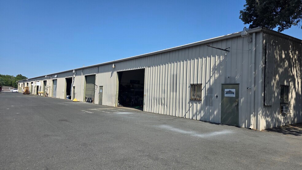 Primary Photo Of 19506 Industrial Dr, Sonora Warehouse For Sale