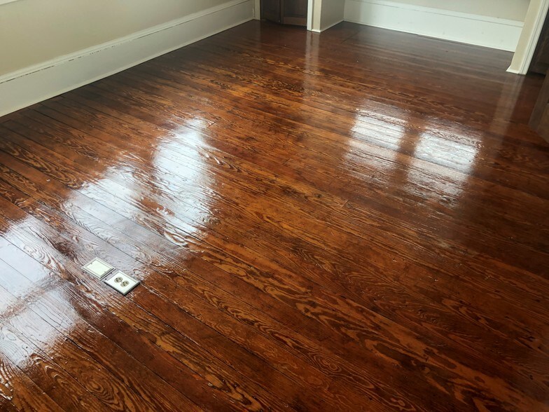 More Photos Of 15-17 E Magnolia Ave, Eustis Office For Lease