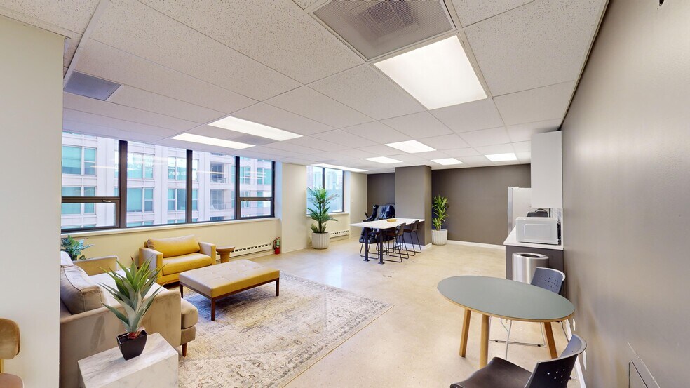 More Photos Of 40 E Huron St, Chicago Office For Lease