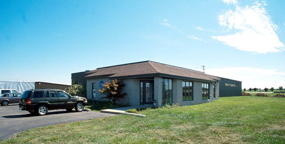 More Photos Of 6129 Enterprise Pky, Grove City Warehouse For Lease