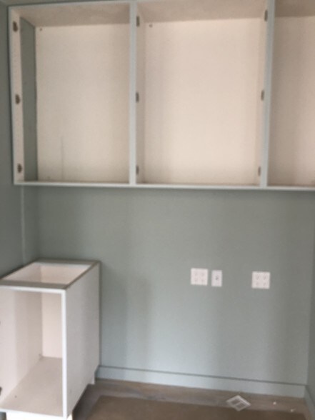 More Photos Of 839 Broadway, Brooklyn Freestanding For Lease