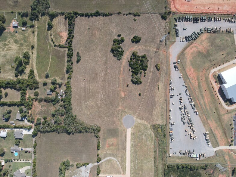 More Photos Of S Symes Ln & HWY 152, Mustang Land For Sale