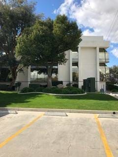 More Photos Of 1701 Westwind Dr, Bakersfield Office For Lease